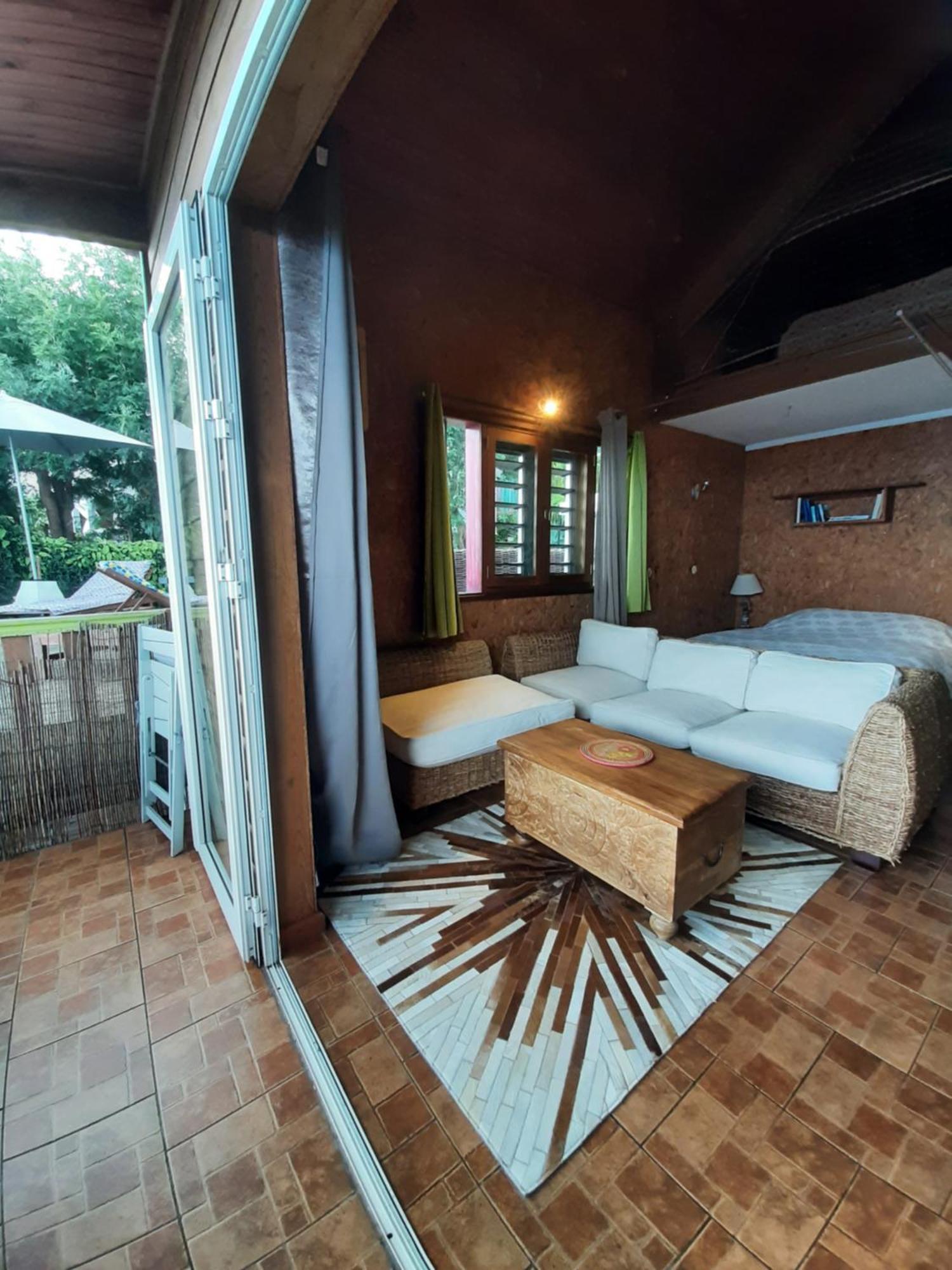 Les Bungalows De La Kazouale 圣勒 外观 照片