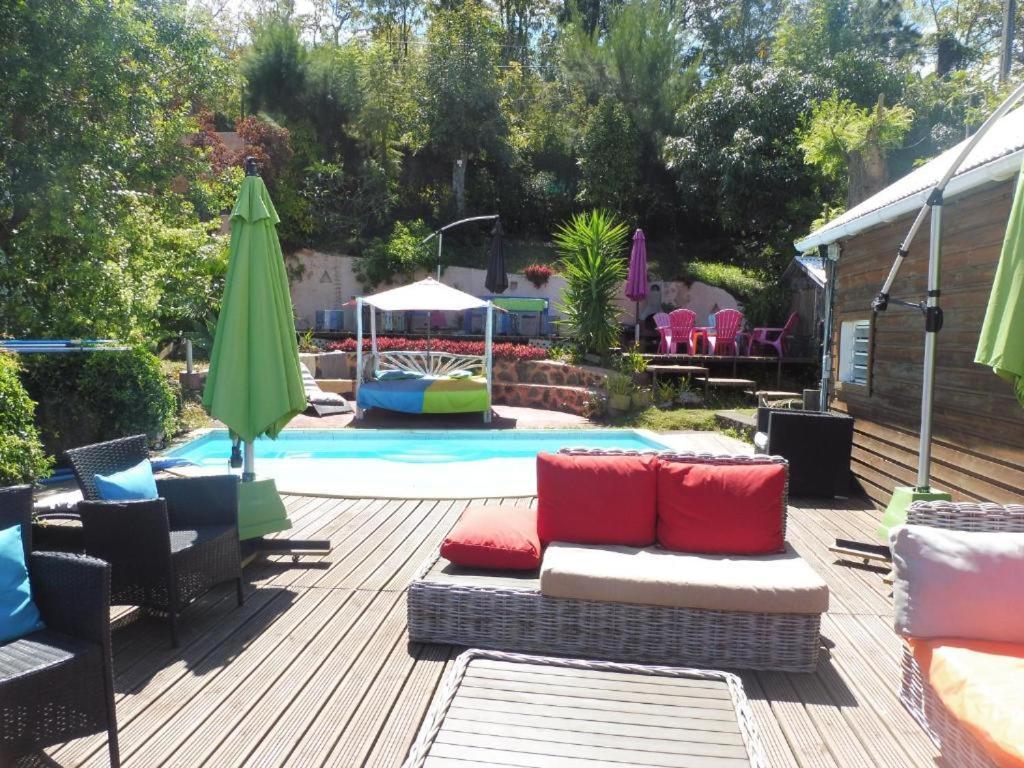 Les Bungalows De La Kazouale 圣勒 外观 照片