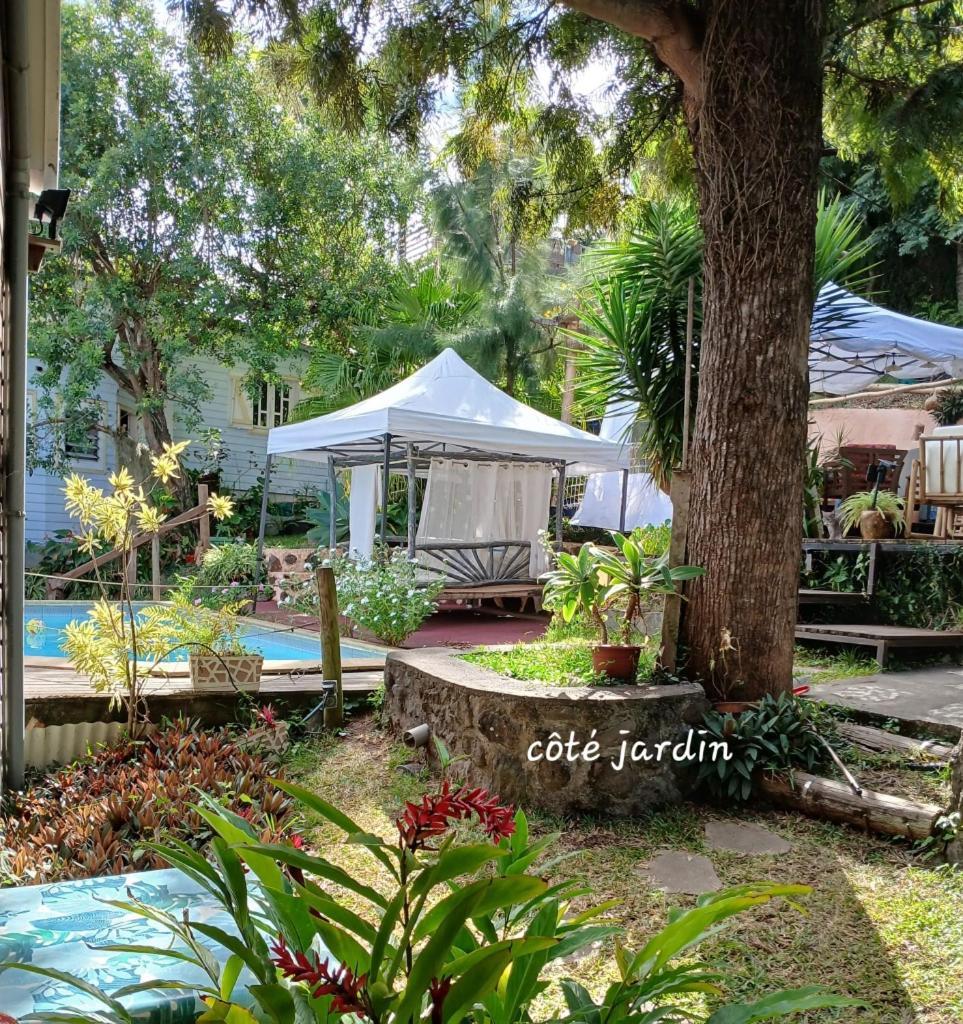 Les Bungalows De La Kazouale 圣勒 外观 照片